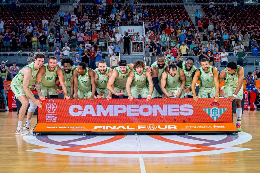 El Baloncesto Sevilla, cuando todavía era el Real Betis y ganó la Final Four de ascenso a la acb