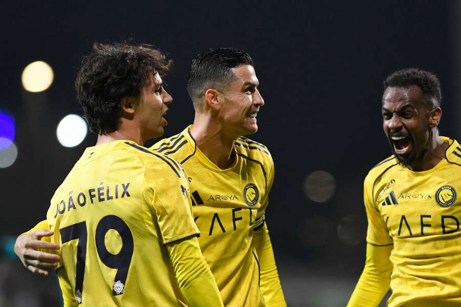João Félix e Cristiano Ronaldo em Al-Fayha 1x3 Al-Nassr