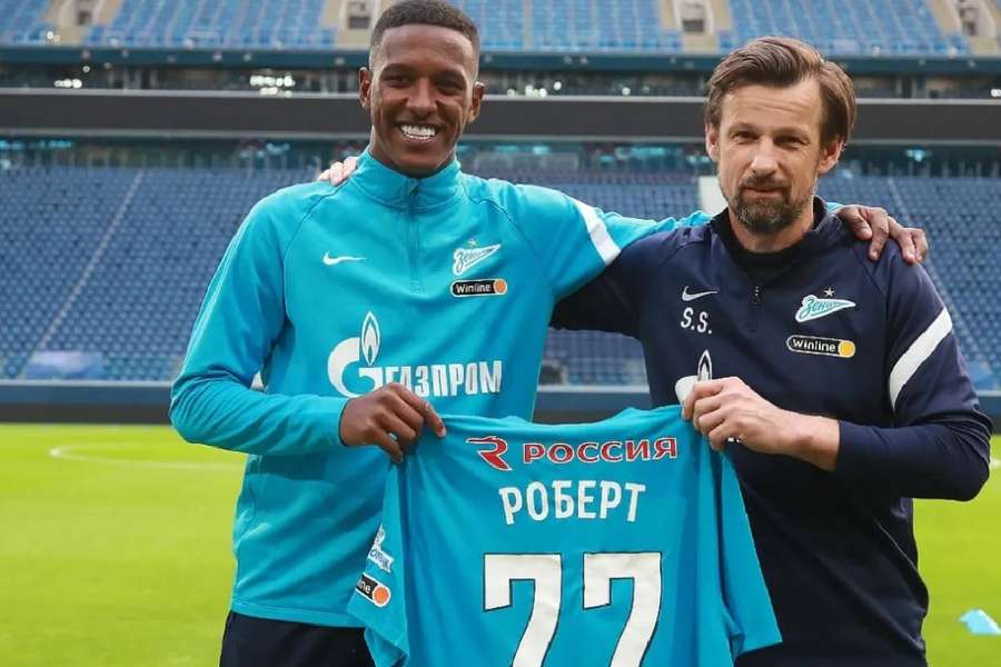 Robert Renan foi negociado com o Zenit no meio do ano e já voltou ao Brasil