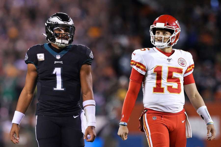 Jalen Hurts (L) of the Philadelphia Eagles talks with Patrick Mahomes (R) of the Kansas City Chiefs 