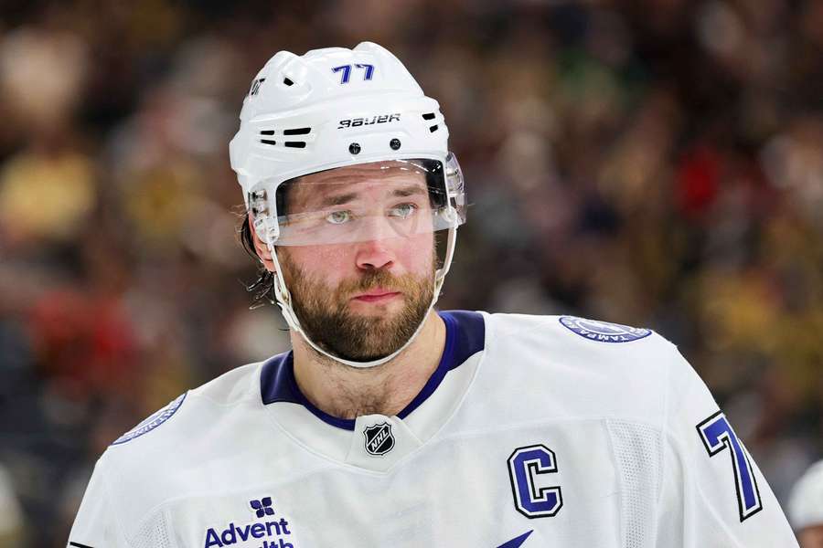 Kapitán Tampy Bay Victor Hedman podstoupí operaci lokte.