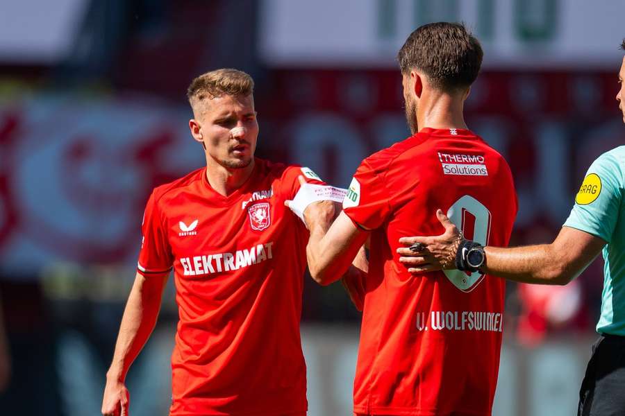 Český reprezentant Michal Sadílek chce odejít z Twente, do Česka se ale nechystá.
