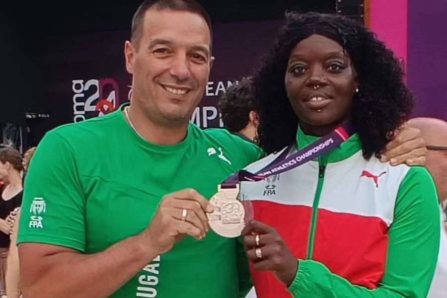 Luís Herédio Costa e Liliana Cá já com a medalha de bronze