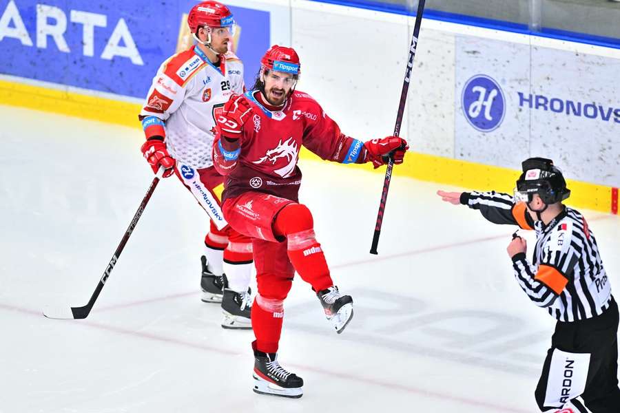 Daniel Voženílek dával v Hradci góly na 2:0 a na 3:2.