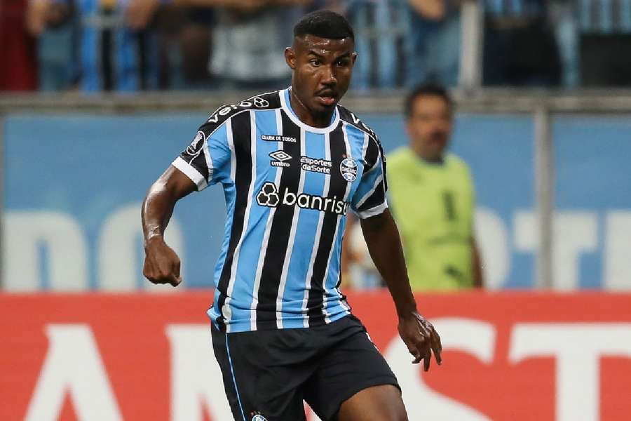 Cuiabano chega ao Botafogo em busca de mais espaço e minutagem 