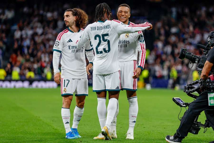 Real Madrid zeigt Leipzig die Grenzen auf. Real Madrid zeigt Leipzig die Grenzen auf.