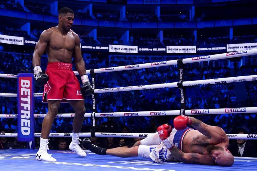 Anthony Joshua knocked-out Robert Helenius in the seventh round