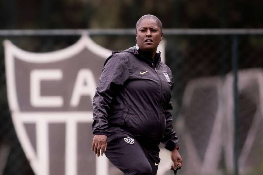 Fabi vai precisar ser assertiva nas contratações para a próxima temporada Fabi vai precisar ser assertiva nas contratações para a próxima temporada