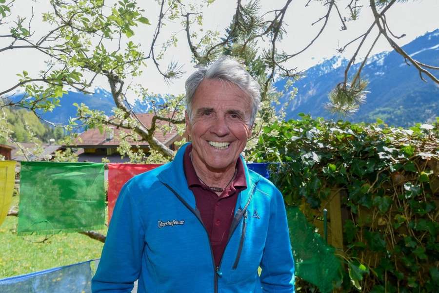 Peter Habeler, un pionero del Everest todavía en las nieves a los 80 años