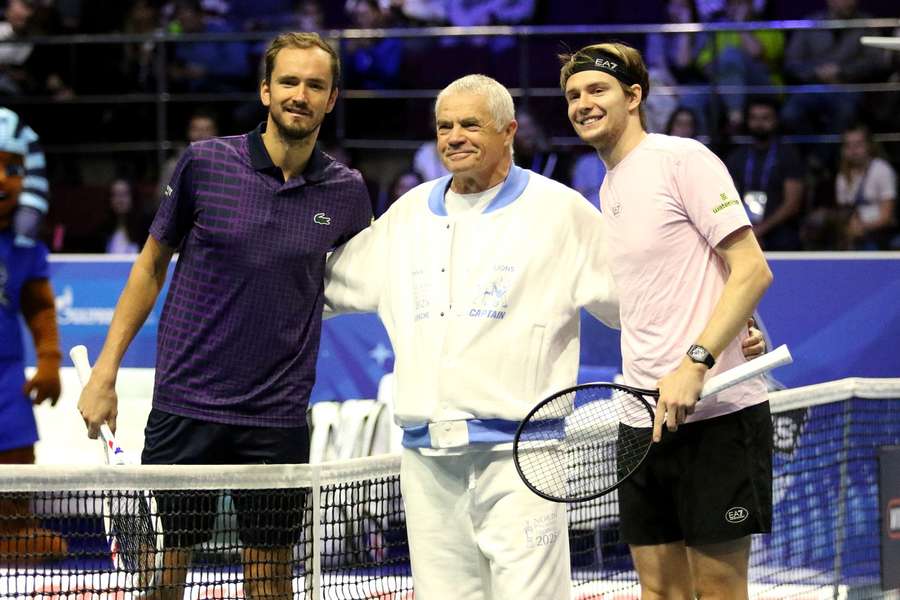 Medvedev (l.) und Bublik sind die Topfavoriten bei den Almaty Open 2026