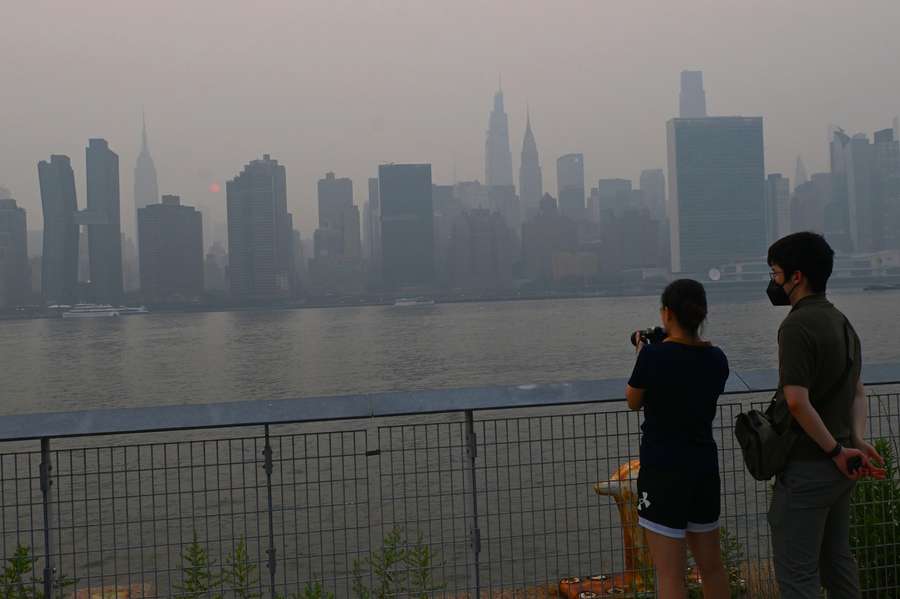 O manto de fumo que cobre Nova Iorque, cidade que acolhe a final do Mundial-2026 O manto de fumo que cobre Nova Iorque, cidade que acolhe a final do Mundial-2026