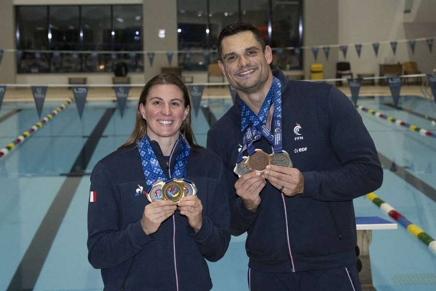 Florent Manaudou aux côtés de Charlotte Bonnet ce week-end.