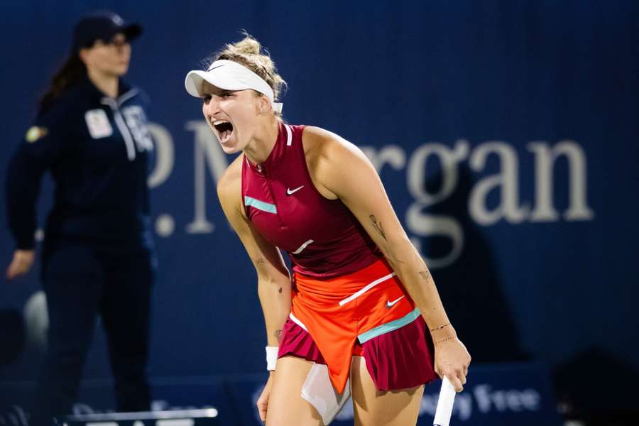 Triumf po pěti letech! Vondroušová po pauze vyhrála ve Shrewsbury dvouhru i čtyřhru