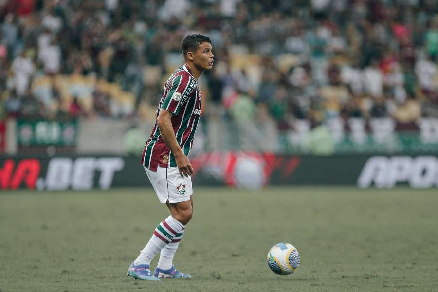 Thiago Silva segue invicto no Brasileirão