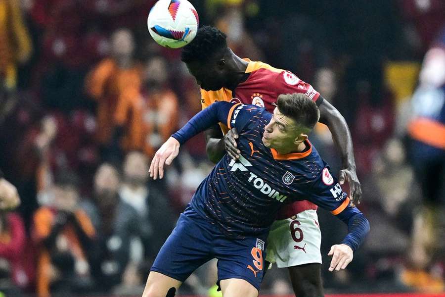 Krzysztof Piątek otwiera konto w 2025, gol na wagę remisu przeciwko Galatasaray!