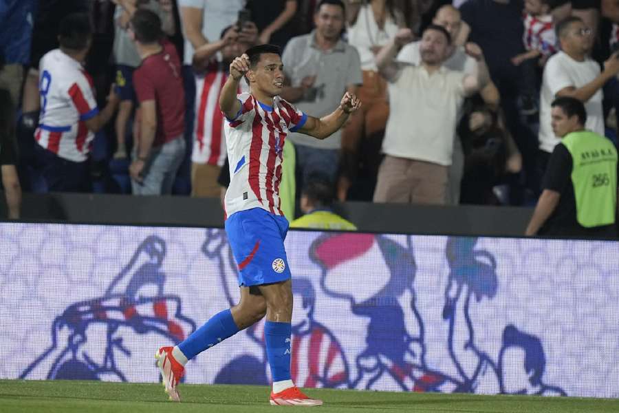 Paraguay's Diego Gomez celebrates scoring