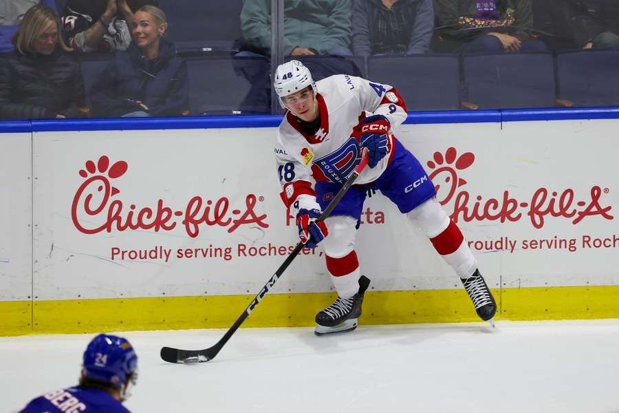 Mešár sa podpísal pod triumf Lavalu gólom a asistenciou. Mešár sa podpísal pod triumf Lavalu gólom a asistenciou.