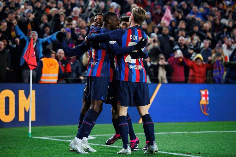 Cu 8 etape înainte de finalul sezonului, Barcelona este lider în La Liga, cu 76 de puncte