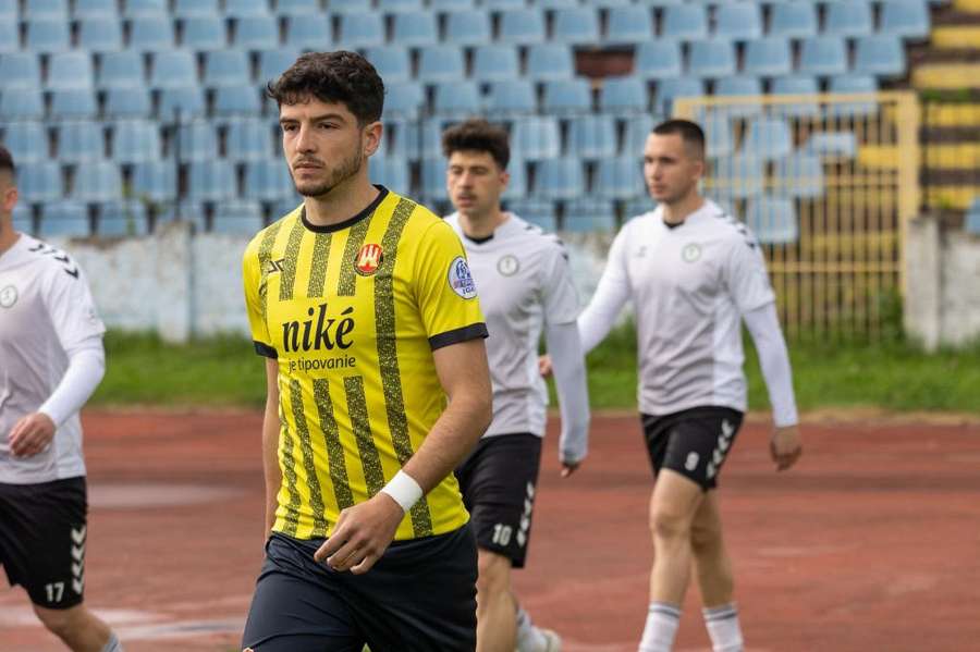 Legnani opäť mení klub. Legnani opäť mení klub.