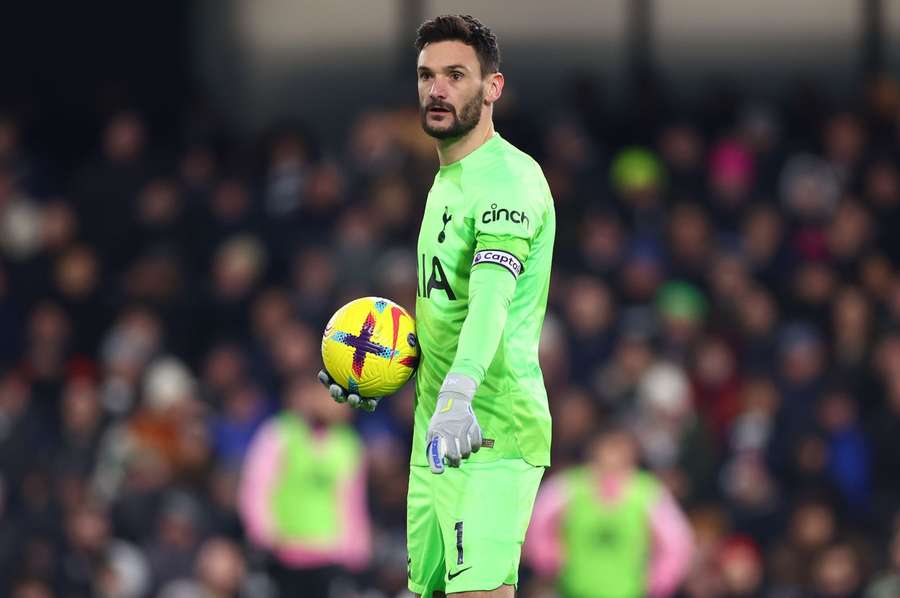 Portarul Hugo Lloris în timpul meciului cu Fulham din luna ianuarie