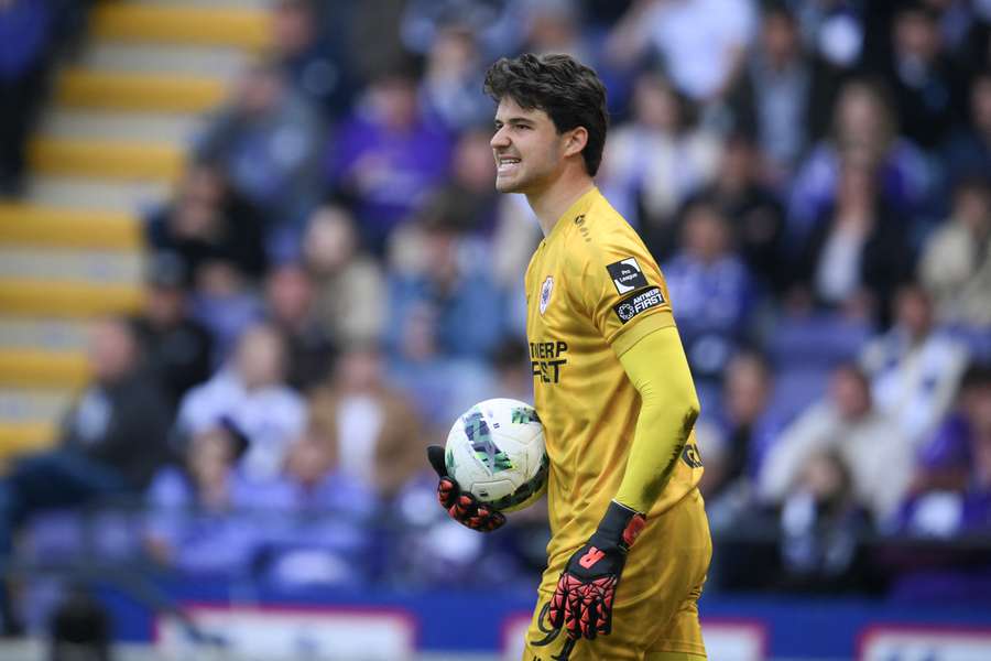 Manchester United recrute le gardien belge Senne Lammens