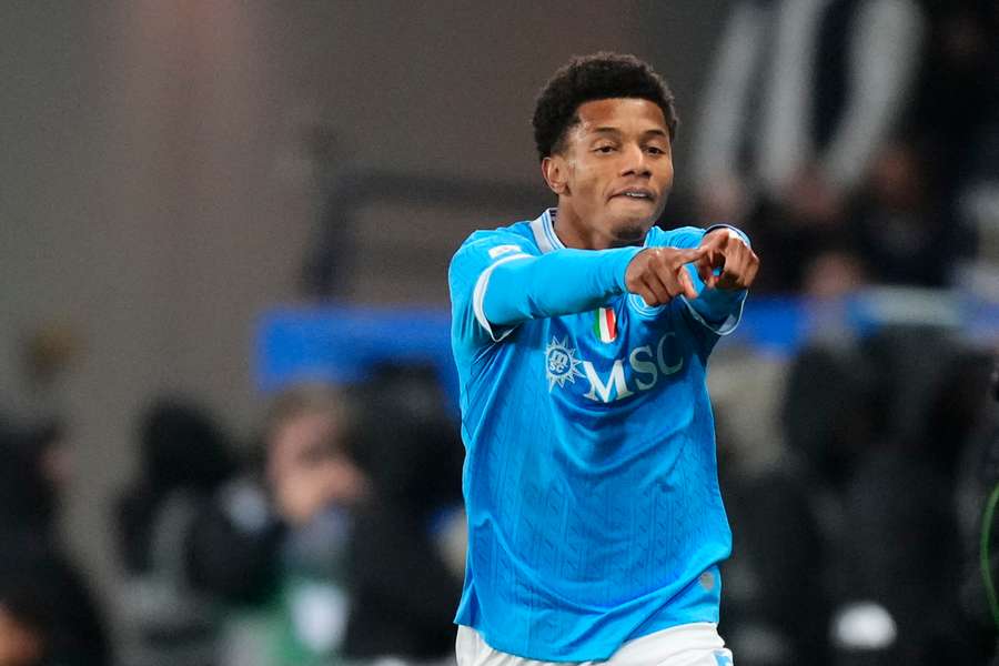 David Neres abriu o placar para o Napoli em vitória sobre o Milan David Neres abriu o placar para o Napoli em vitória sobre o Milan