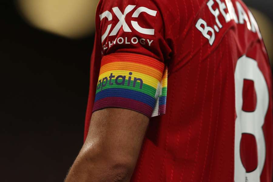 Both captains wore armbands in support of Rainbow Laces, a campaign highlighting inclusivity for the LGBTQ+ community and diversity in sport