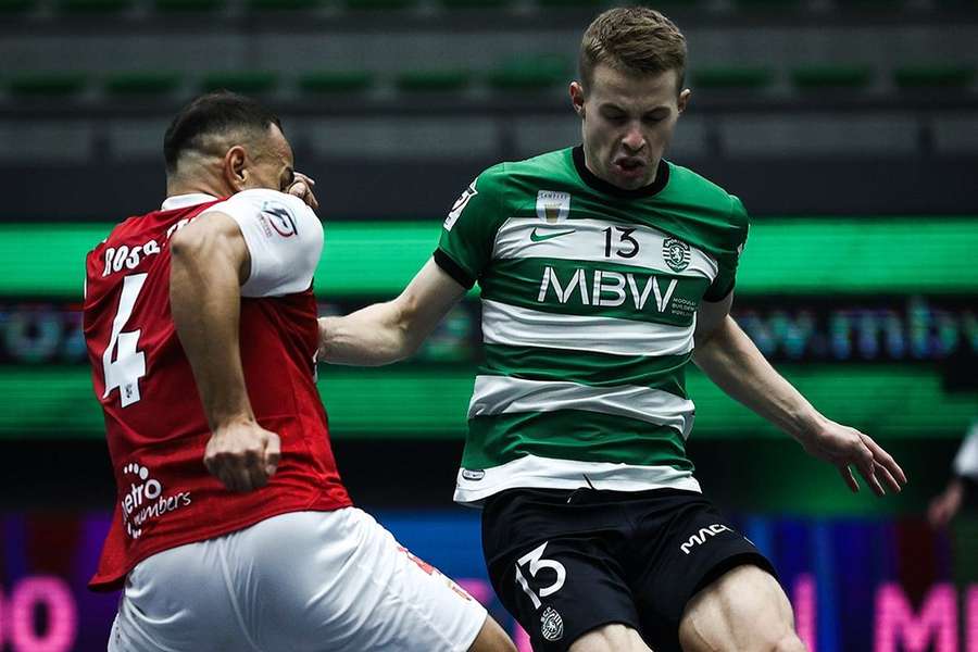 Sokolov perante a pressão do bracarense Ítalo Rossetti