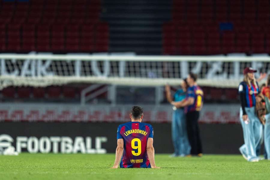 Robert Lewndowski po raz ostatni na Camp Nou jako zawodnik Barcelony Robert Lewndowski po raz ostatni na Camp Nou jako zawodnik Barcelony