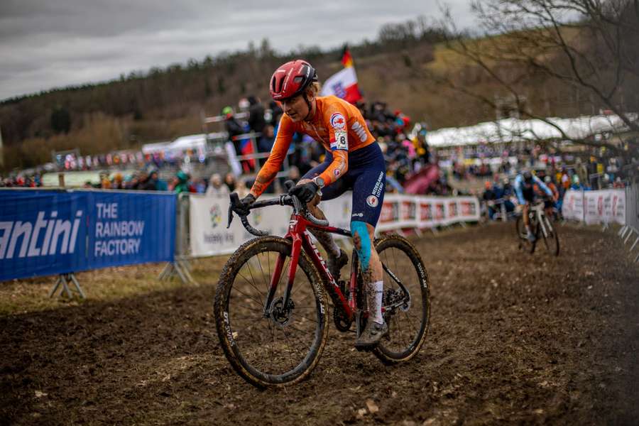 Denise Betsema begin februari op de UCI Cyclo-cross World Championships in het Tsjechische Tabor