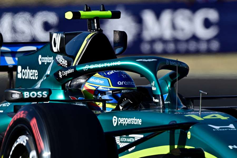 Fernando Alonso confirma la mejoría del AMR26