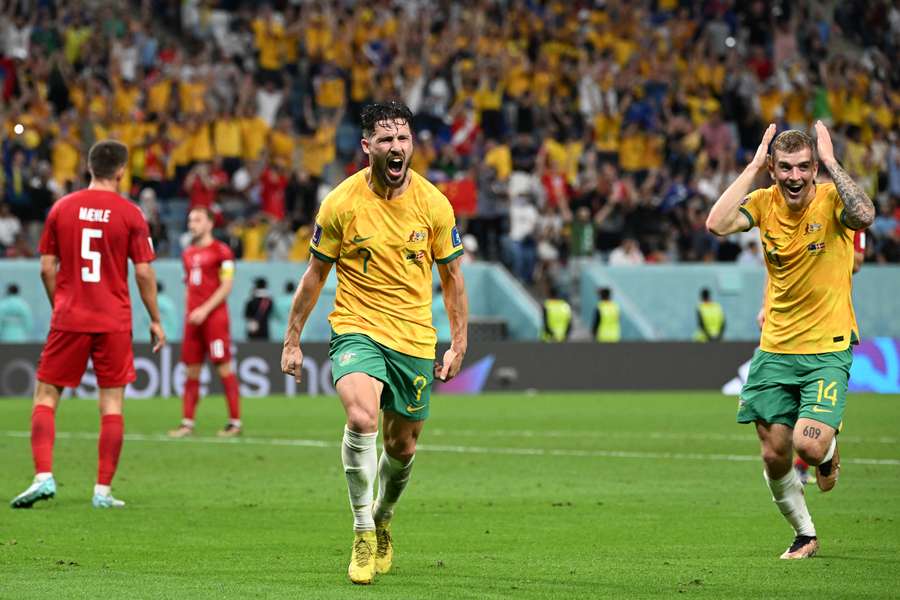Leckie festeja o golo da vitória australiana