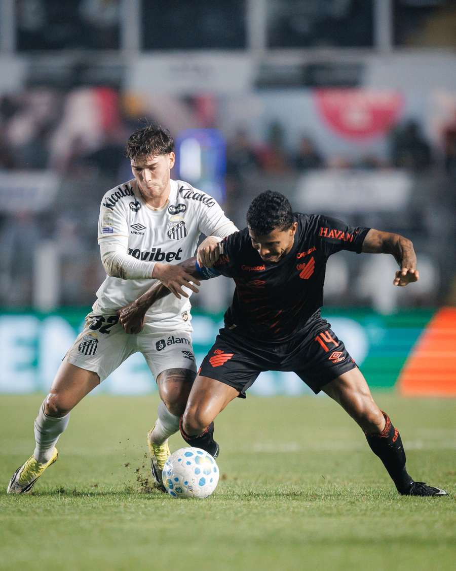 Santos perdeu para o Athletico-PR Santos perdeu para o Athletico-PR