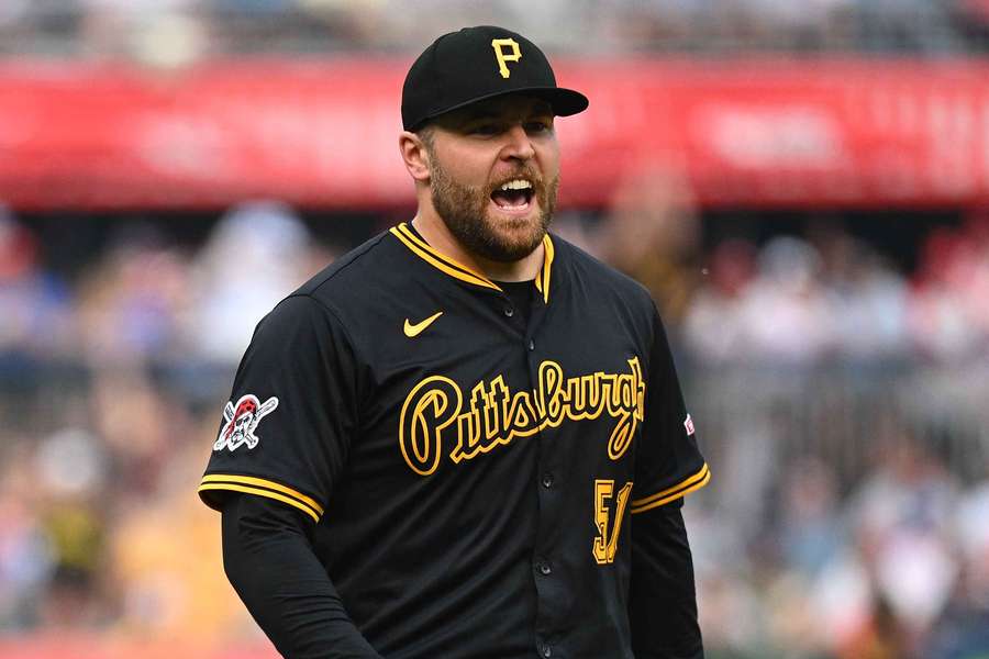 Pittsburgh Pirates David Bednar traded to New York Yankees (2025)