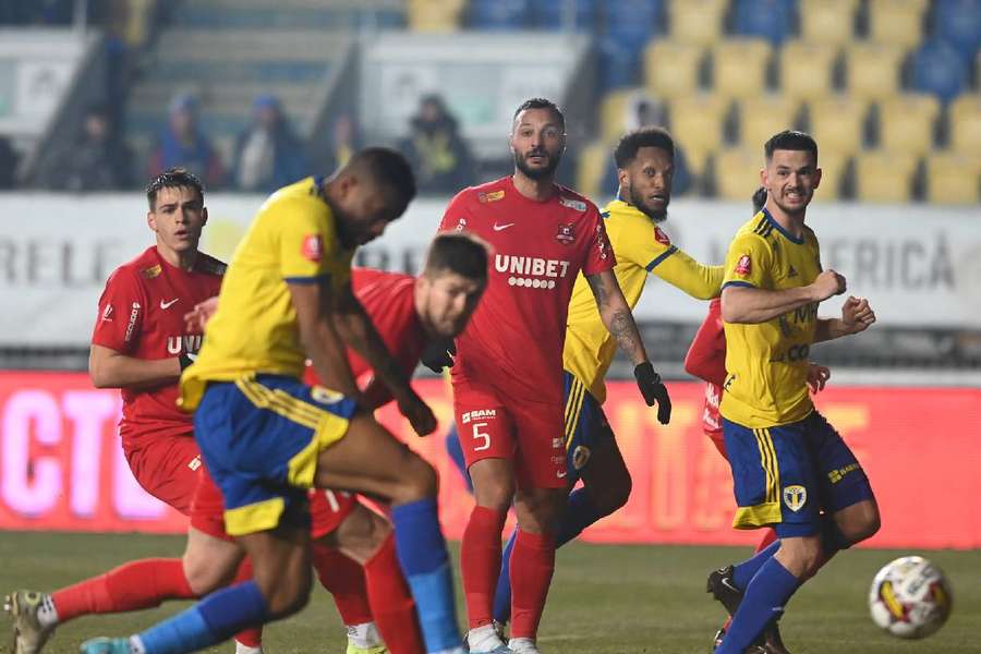 Petrolul a învins-o cu 2-0 pe Hermannstadt în etapa 25 din Superliga