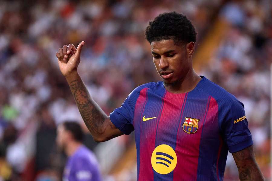 Marcus Rashford in action for Barcelona