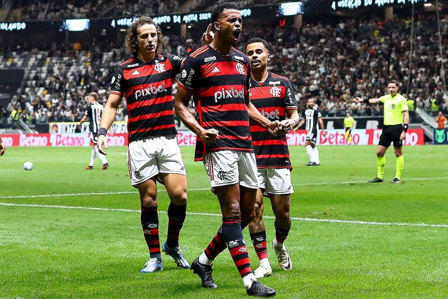 Flamengo proporcionou uma noite de terror à torcida atleticana