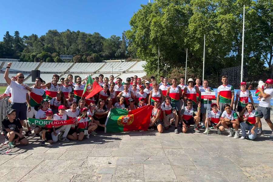 Atletas em momento de confraternização
