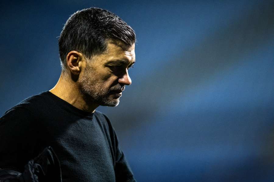 Sérgio Conceição, frustrado por la derrota en Zagreb