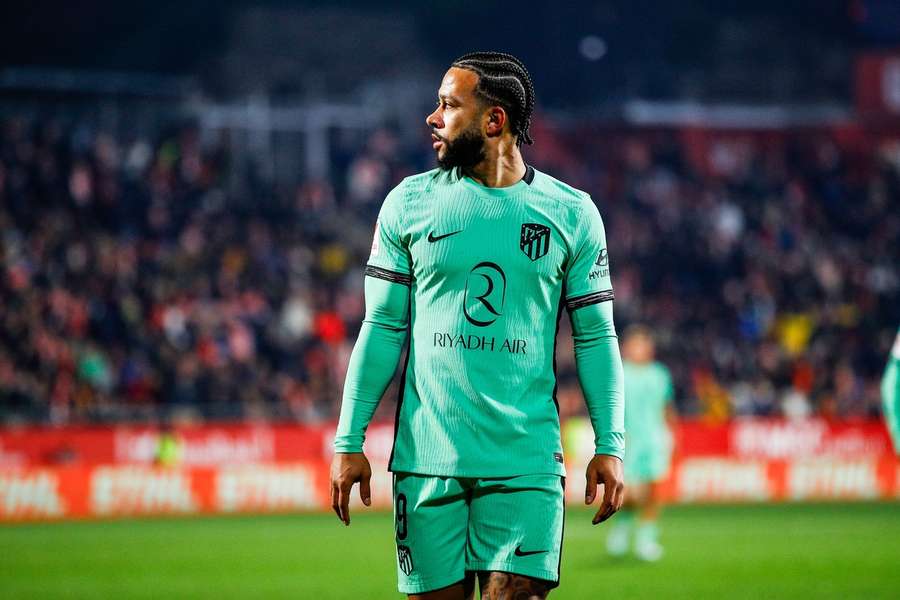 Memphis Depay bedankte trainer Diego Simeone voor de basisplaats door twee keer te scoren