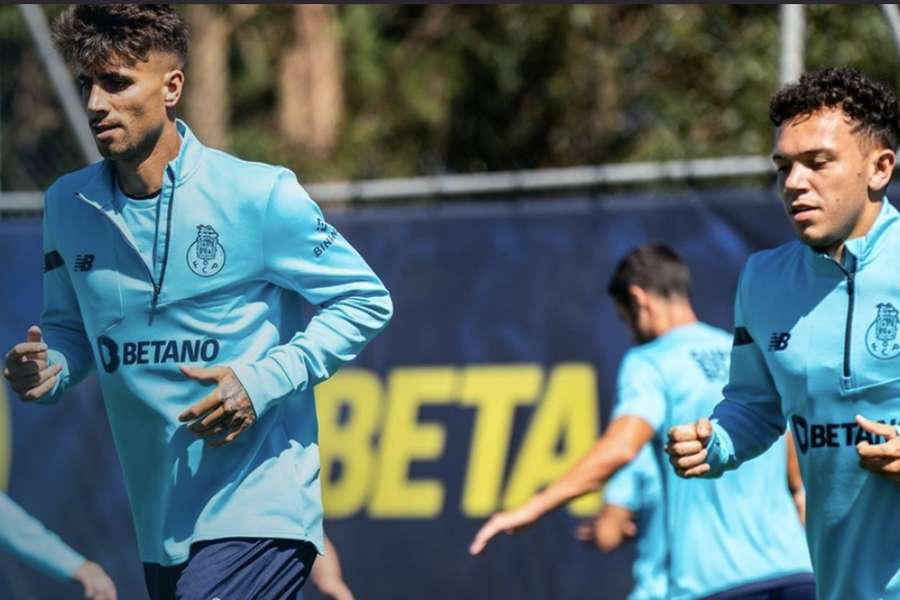 Fábio Cardoso e Pepê no treino do FC Porto