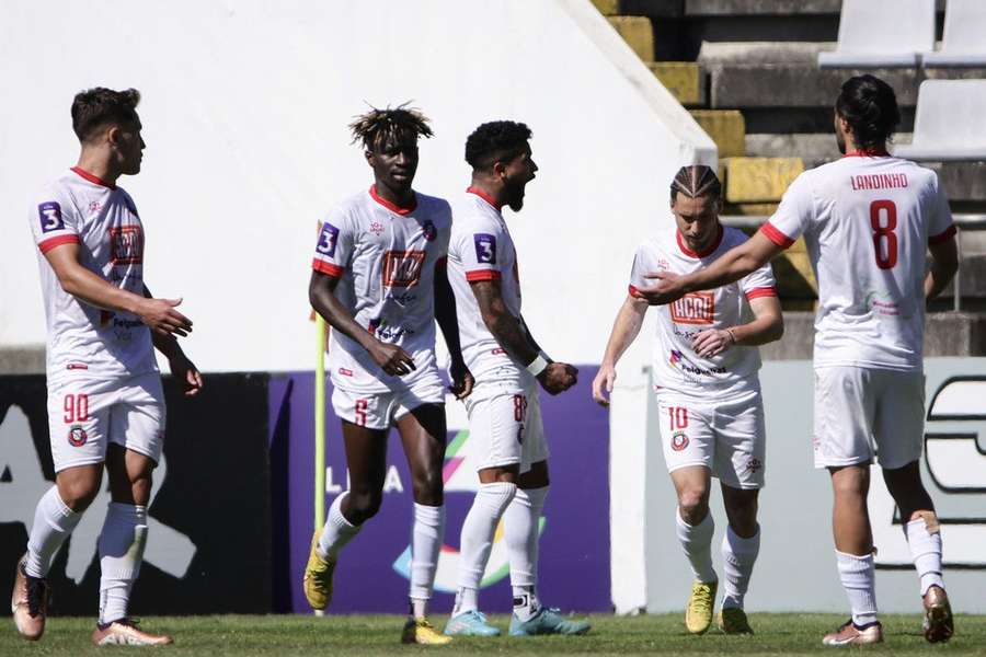 Felgueiras mais forte, perante o seu público, diante do SC Braga B
