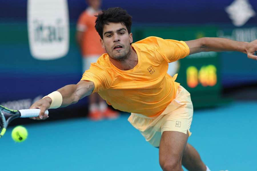 Alcaraz perde para Korda e é eliminado na 3ª rodada do Miami Open