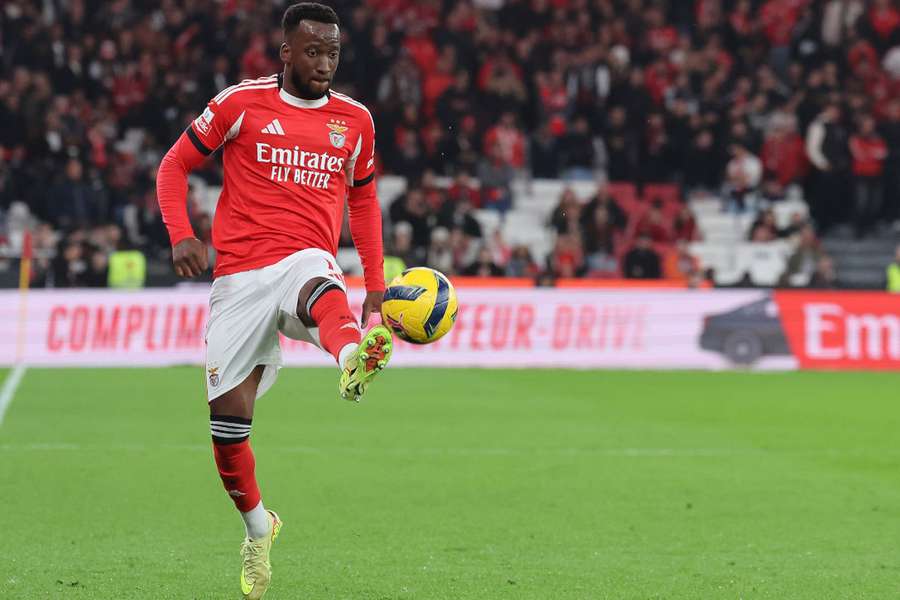 Lukebakio ao serviço do Benfica