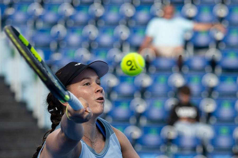 Dominika Šalková postoupila podruhé v kariéře do čtvrtfinále turnaje WTA. Dominika Šalková postoupila podruhé v kariéře do čtvrtfinále turnaje WTA.