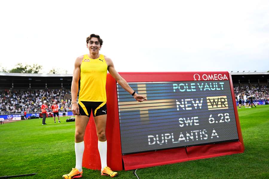 Duplantis, con su nuevo récord del mundo de salto con pértiga