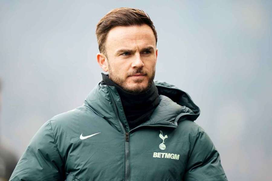 Záložník Tottenhamu James Maddison.