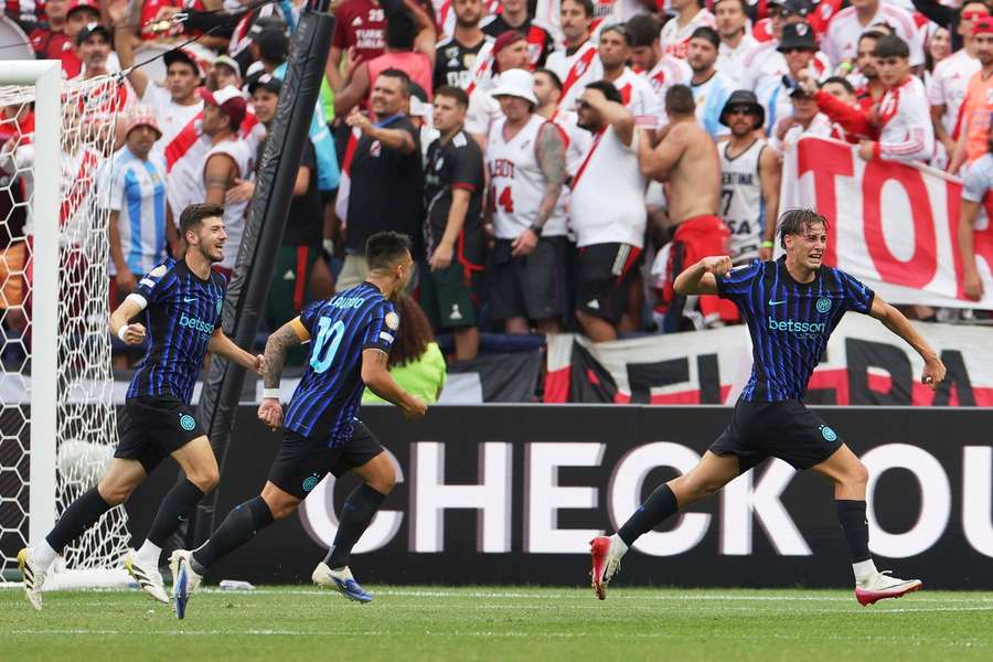 Inter Milano - River Plate 2-0