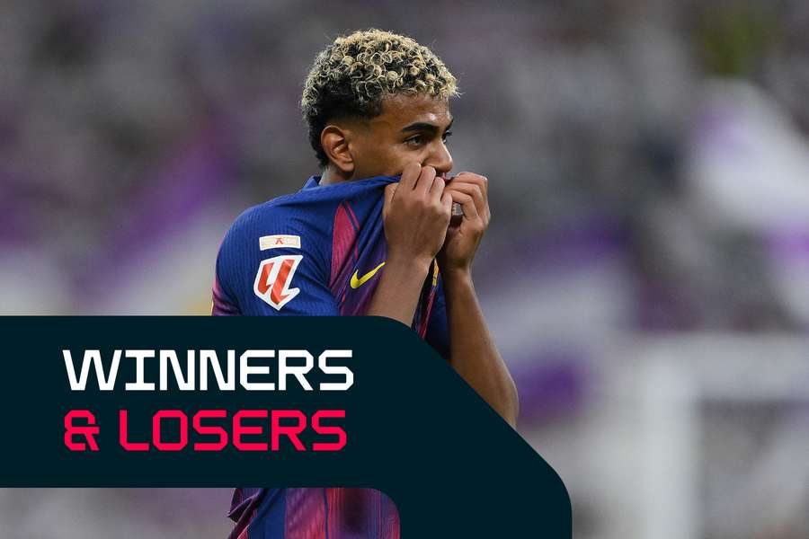 Lamine Yamal sconsolato dopo la sconfitta del Barcelona nel Clásico Lamine Yamal sconsolato dopo la sconfitta del Barcelona nel Clásico
