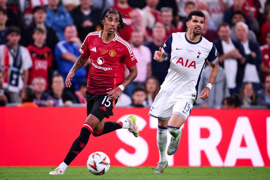 Leny Yoro of Manchester United with the ball during the UEFA Europa League Final 2025 Leny Yoro of Manchester United with the ball during the UEFA Europa League Final 2025